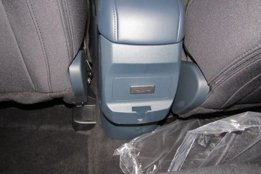 2025 Ford Maverick - 3FTTW8A31SRA50301 - Image #24