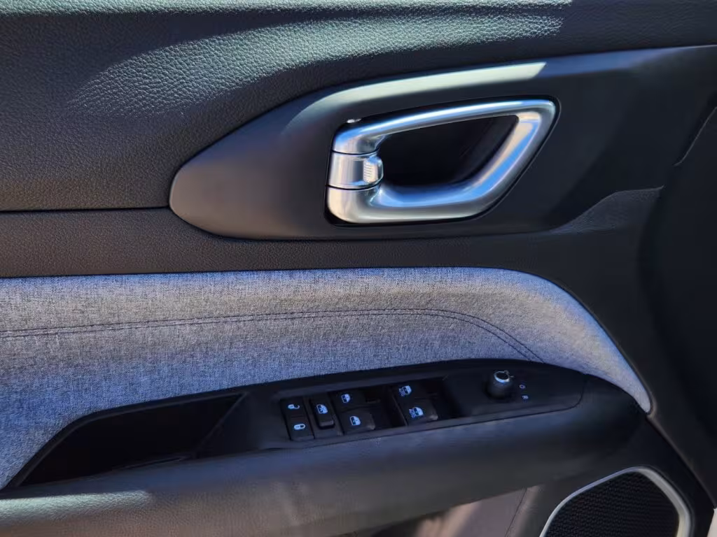 2025 Jeep Compass - 3C4NJDBNXST587848 - Image #7