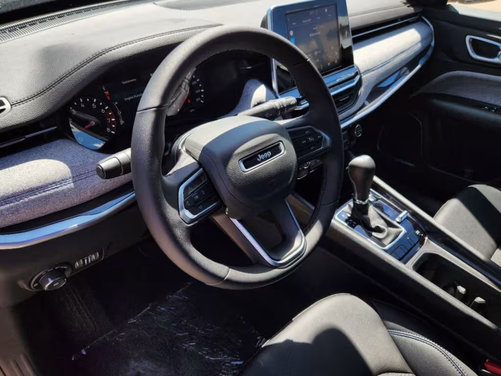 2025 Jeep Compass - 3C4NJDBNXST587848 - Image #9
