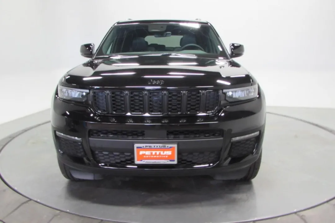 2025 Jeep Grand Cherokee L - 1C4RJKBG3S8657535 - Image #1