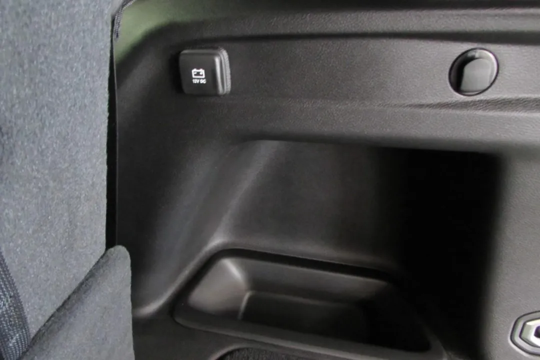 2025 Jeep Grand Cherokee L - 1C4RJKBG3S8657535 - Image #33