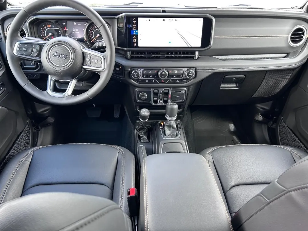 2025 Jeep Wrangler - 1C4PJXEG1SW603467 - Image #10