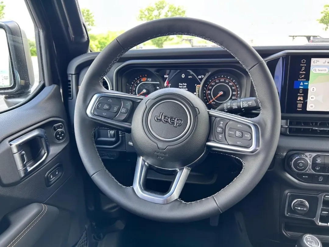 2025 Jeep Wrangler - 1C4PJXEG1SW603467 - Image #11