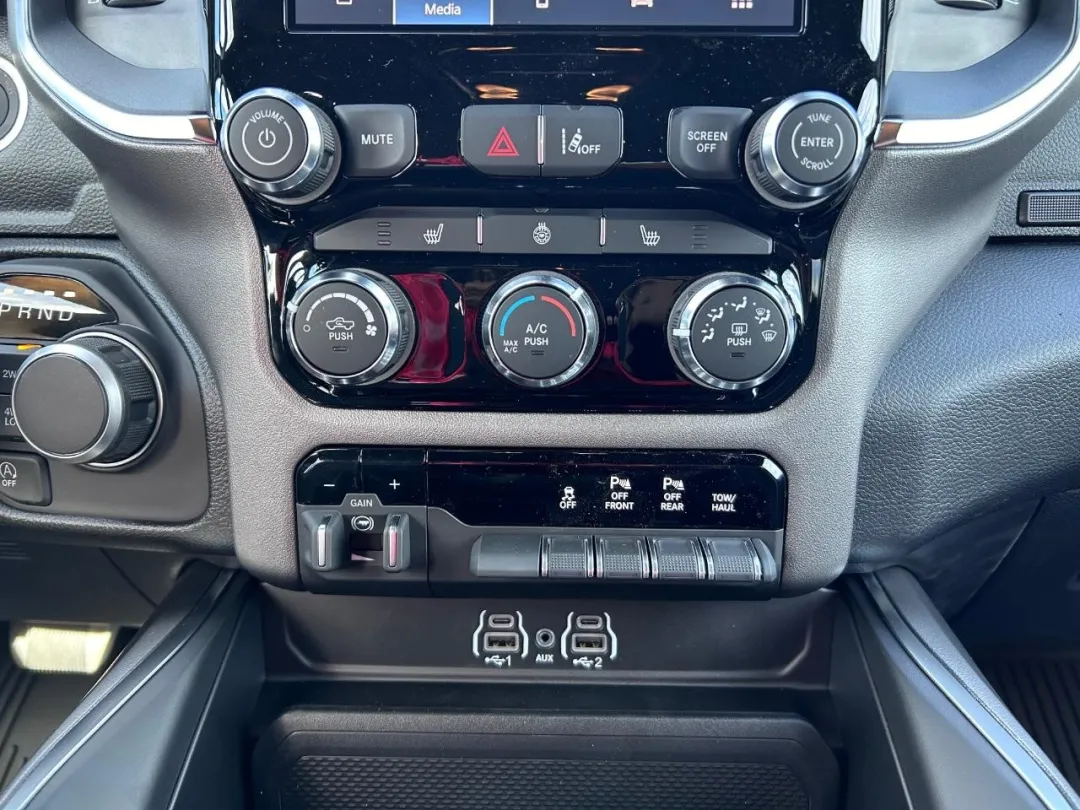 2025 Ram 1500 - 1C6SRFFPXSN610412 - Image #14