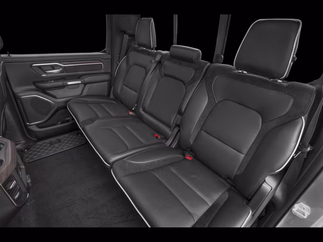 2025 Ram 1500 - 1C6SRFJP1SN680498 - Image #9